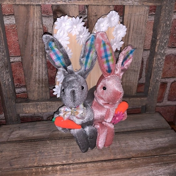 Vintage style velveteen bunny rabbits decor Spring Easter decor - Picture 2 of 7